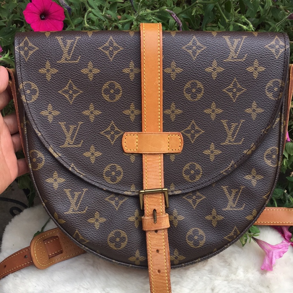 Authentic Louis Vuitton Chantily MM.